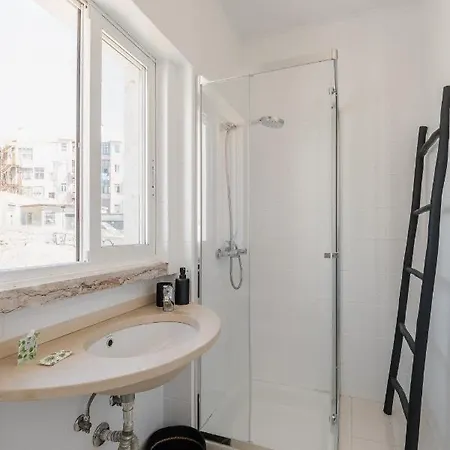 公寓 Casa Boma - Lighting With Private Balcony - Campolide I