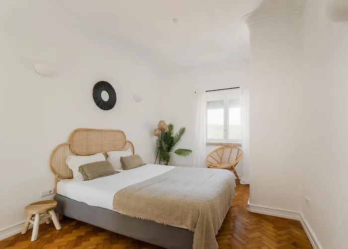 Apartamento Casa Boma - Lighting With Private Balcony - Campolide I
