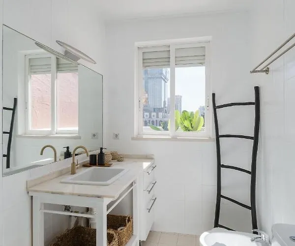 Apartamento Casa Boma - Lighting With Private Balcony - Campolide I Lisboa